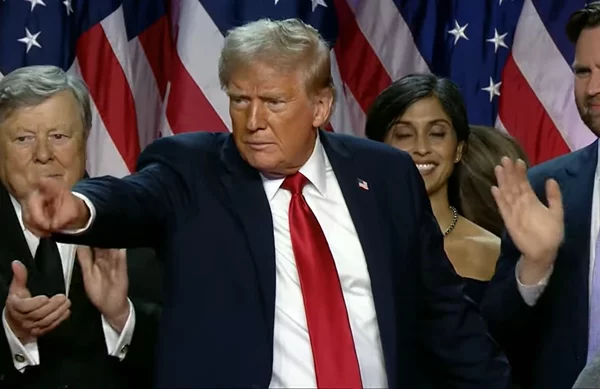 "Βροχή" πέφτουν οι χορηγίες στον Τραμπ από εταιρίες αυτοκινήτων