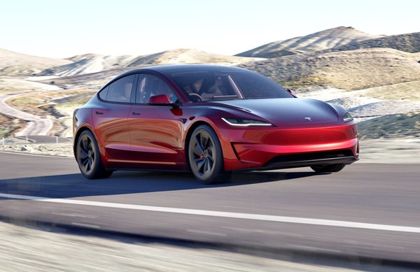 Tesla Model 3: Μια παραγγελία στην Ινδία καθυστέρησε λίγο παραπάνω