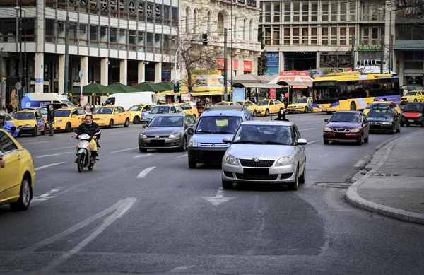 Ανασφάλιστα αυτοκίνητα: Ο νέος νόμος και τι ισχύει