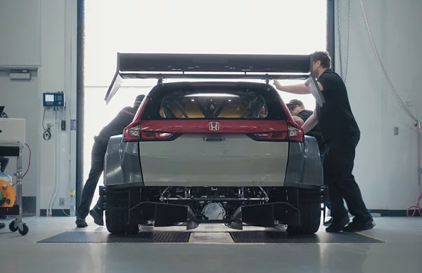 Η Honda ετοιμάζει ένα "τρελό" CR-V 800 ίππων