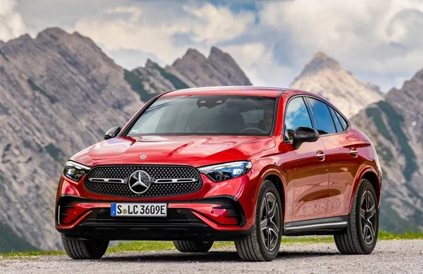 Mercedes: Ποια αυτοκίνητα καταργούνται σύντομα από την γκάμα της