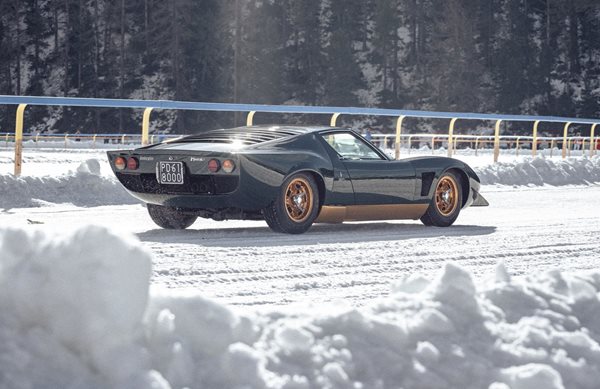 Έχουμε εικόνες της μοναδικής Lamborghini Miura P400 S "Millechiodi"