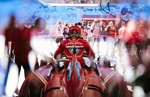 Αλλάζει όνομα η Ferrari μετά από συμφωνία εκατομμυρίων με τεχνολογικό κολοσσό