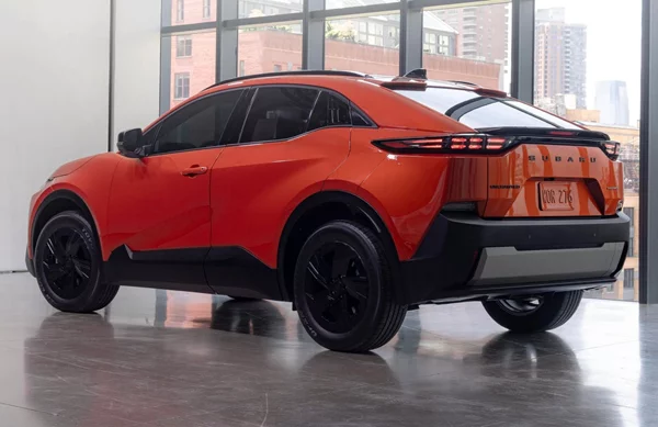 Αυτό είναι το νέο ηλεκτρικό crossover της Subaru-βασίζεται σε μοντέλο Toyota