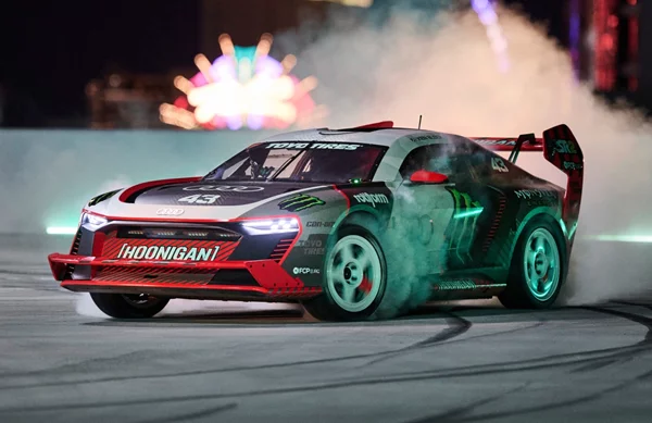 Επιτέλους Electrikhana: Ο Ken Block με Audi S1 Hoonitron στο Las Vegas