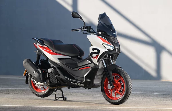 Με όφελος τιμής το scooter APRILIA SR GT-πόσο κοστίζει στην Ελλάδα