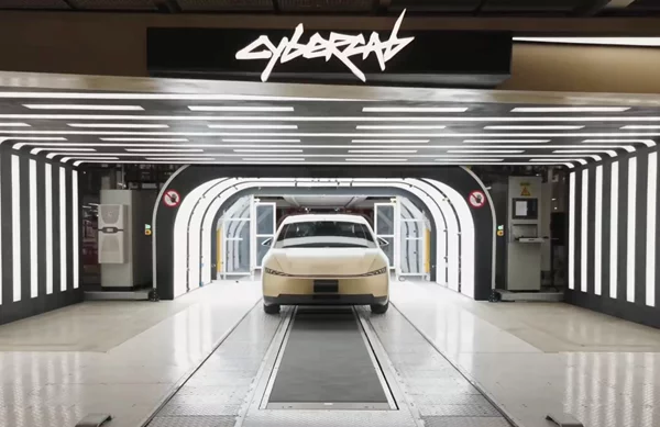 Η Tesla επιβεβαιώνει έναρξη της παραγωγής του Cybercab