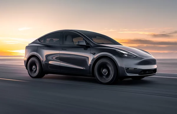 Το Tesla Model Y γίνεται εξαθέσιο-πότε θα κυκλοφορήσει