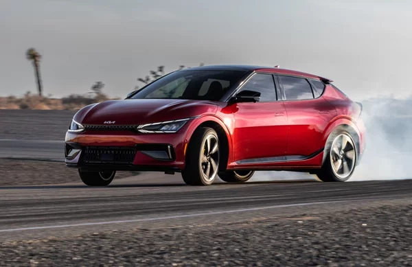 Ποια στοιχεία του Ioniq 5 N θα έχει το ανανεωμένο Kia EV6 GT