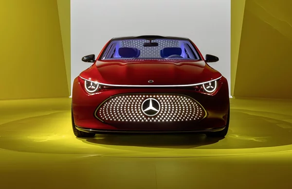 To μέλλον των Mercedes έχει διαφορετική σχεδίαση και ονόματα-τι αποκαλύπτει επικεφαλής εξέλιξης