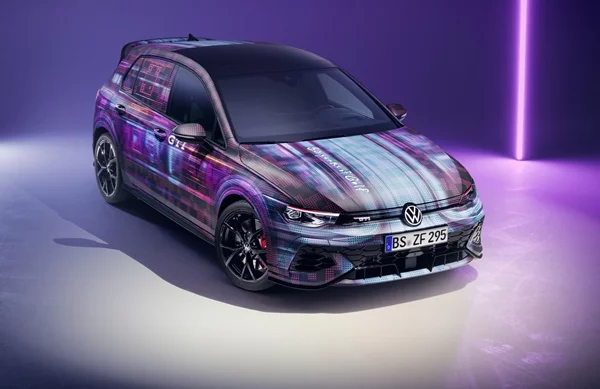 H VW φέρνει το ChatGPT στα αυτοκίνητά της