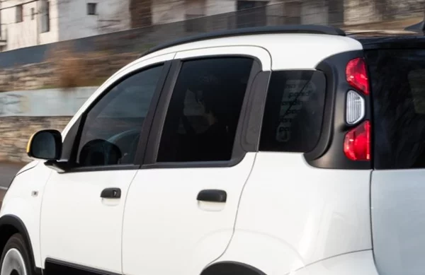 Ευρωπαϊκό υβριδικό αυτοκίνητο κάτω από 15.000 ευρώ στην Ελλάδα