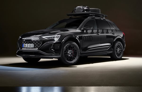 Νέο Audi Q8 e-tron Dakar: Ρεύμα, 402 ίπποι και quattro για βουτιά στο χώμα