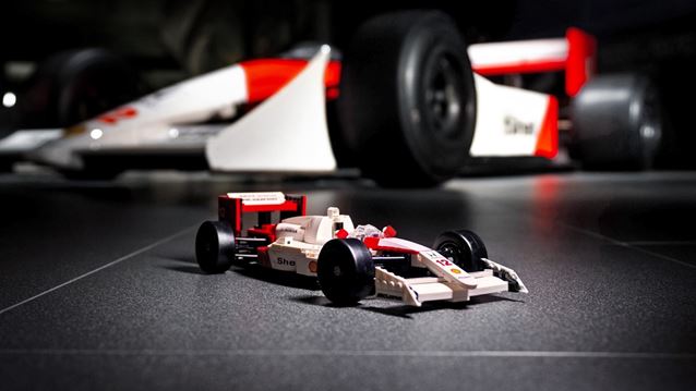 Νέες συλλογές Lego με Ayrton Senna και Lewis Hamilton