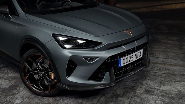 Το αυτοκίνητο-αντίδοτο στα ηλεκτρικά επιστρέφει στην αγορά για λίγους