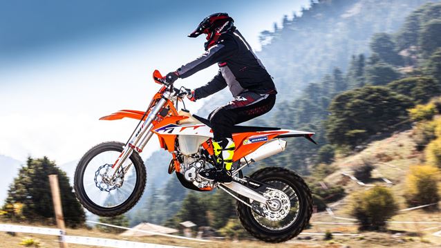 Off Road γκάμα KTM, HUSQVARNA και GASGAS 2023: Χωματουργικά σεμινάρια