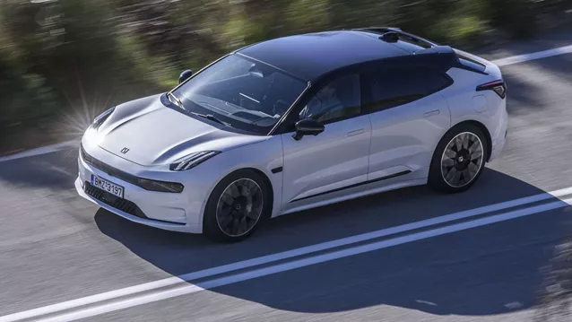 Δοκιμή Zeekr 001 AWD: Παντοδύναμο executive μεγάλου τουρισμού