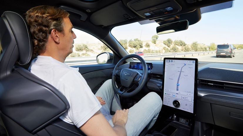 Ford BlueCruise οδήγηση χωρίς χέρια στην Ελλάδα