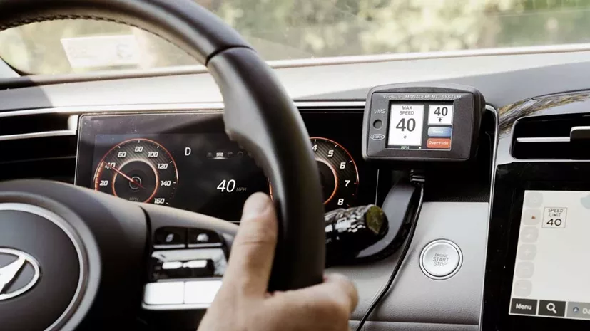 ISA συσκευή περιορισμού ταχύτητας σε αυτοκίνητο