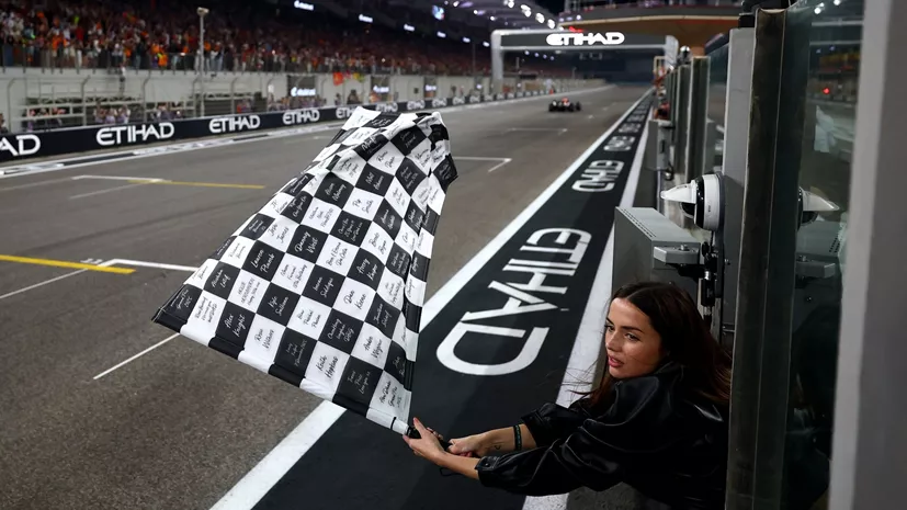 Ana de Armas F1 GP Άμπου Ντάμπι