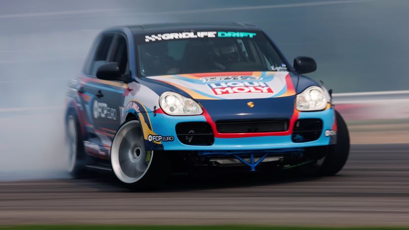 Porsche Cayenne SUV Drift