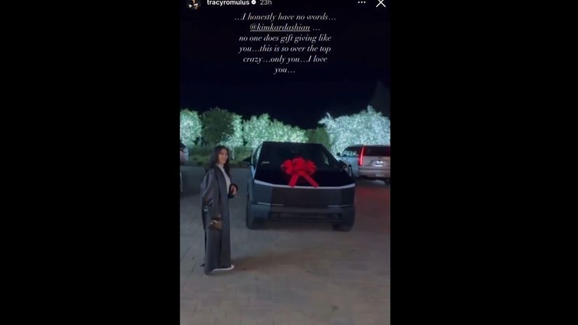 Kim Kardashian δώρο Tesla Cybertruck