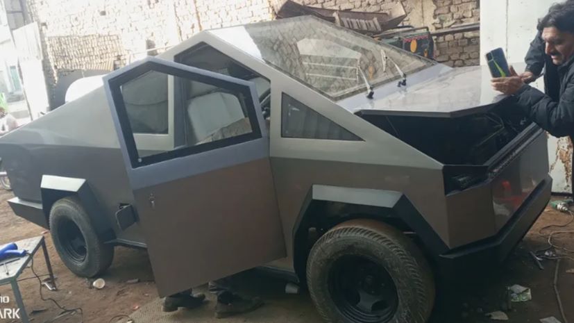 Tesla Cybertruck πακιστάν