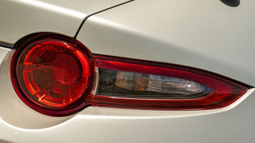 Mazda MX-5 πίσω φανάρι