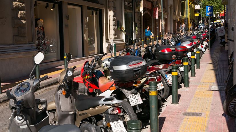 Μοτοσυκλέτες στο κέντρο της Αθήνας