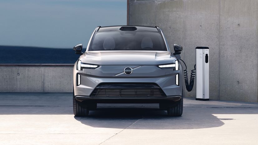 Το νέο ηλεκτρικό 7θέσιο SUV Volvo EX90
