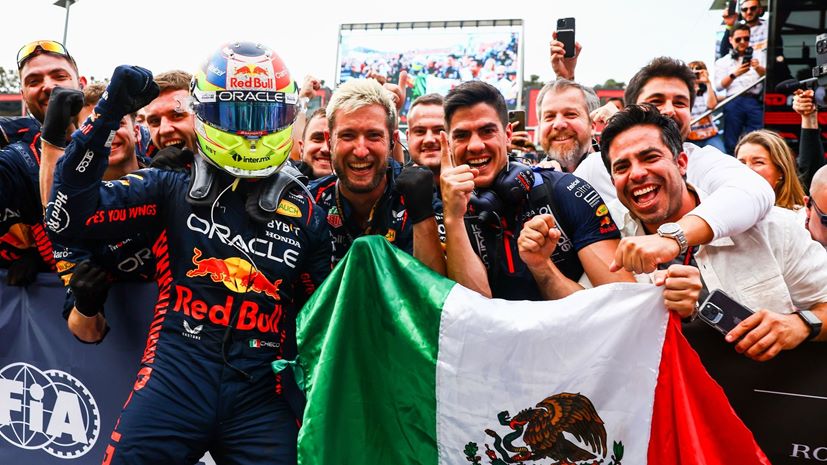 F1 GP Αζερμπαϊτζάν Κυρίως Αγώνας Perez Νικητής