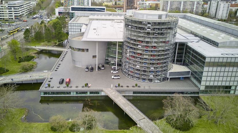 Volkswagen διάφανο εργοστάσιο Δρέσδη