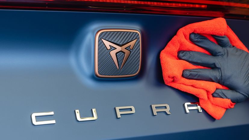 Cupra Logo λογότυπο σε αυτοκίνητο