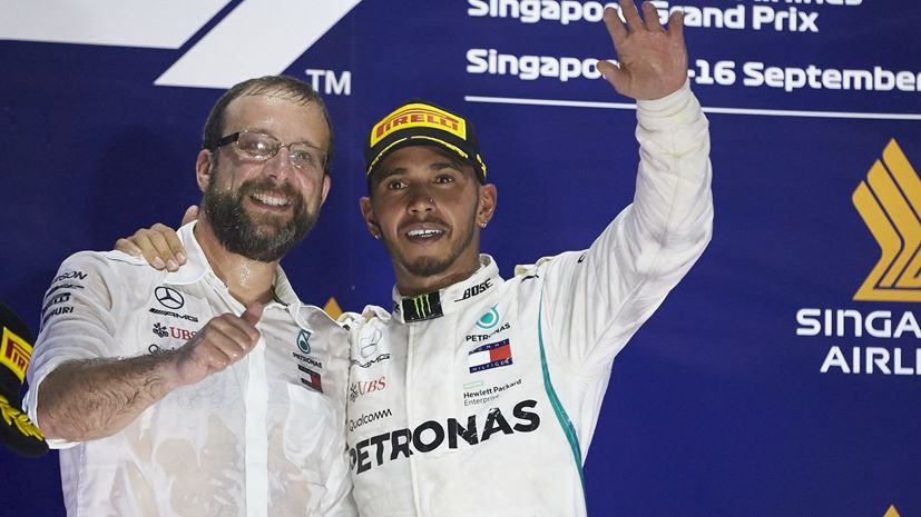 Loic Serra Lewis Hamilton