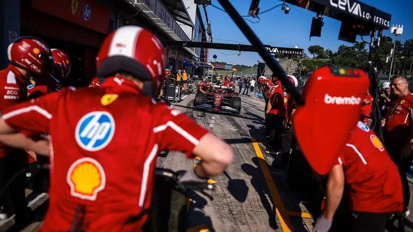 F1 Pit stop Ferrari