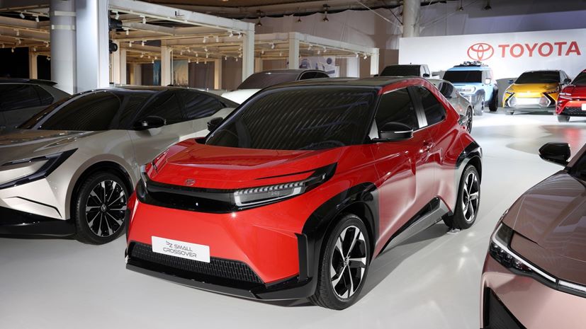 Toyota μικρό ηλεκτρικό crossover