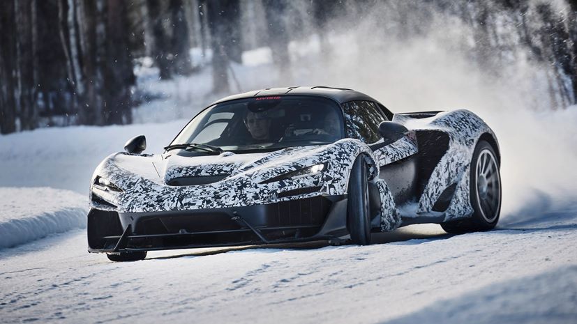 McLaren W1 winter test