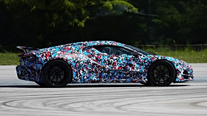 Bugatti V16 spy