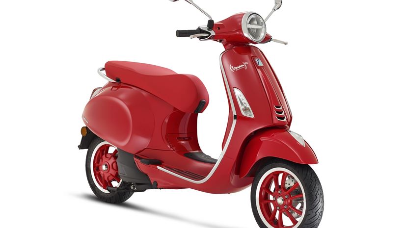 Vespa Elletrica red