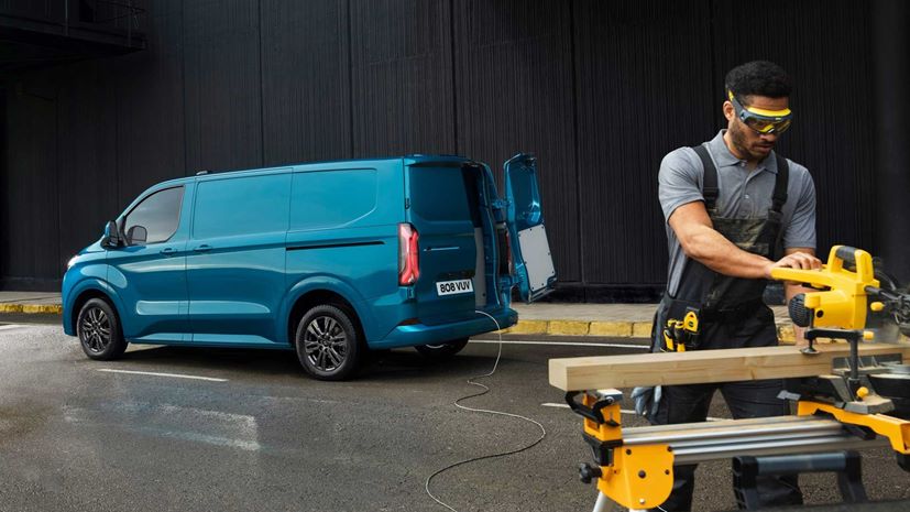 Ford E-Transit Custom