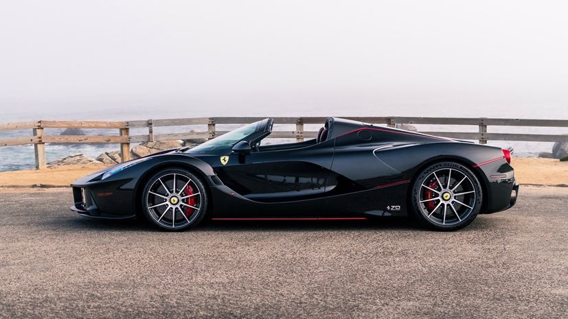 Ferrari LaFerrari Aperta