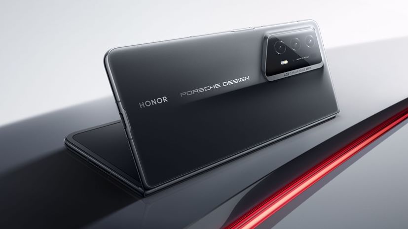 Porsche Design Honor Magic V2 RSR