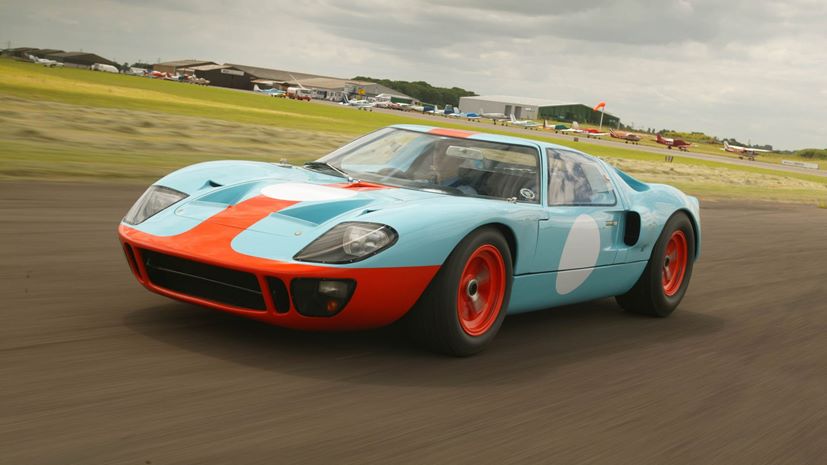 FORD GT40