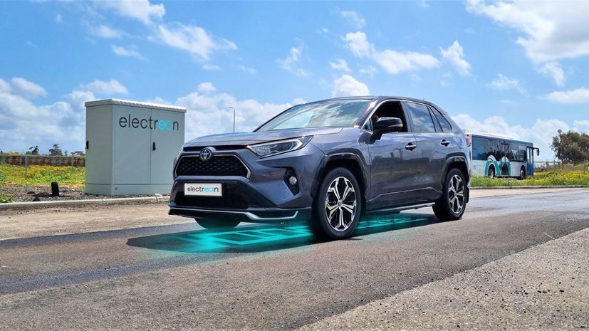 Toyota RAV4 PHEV Electreon