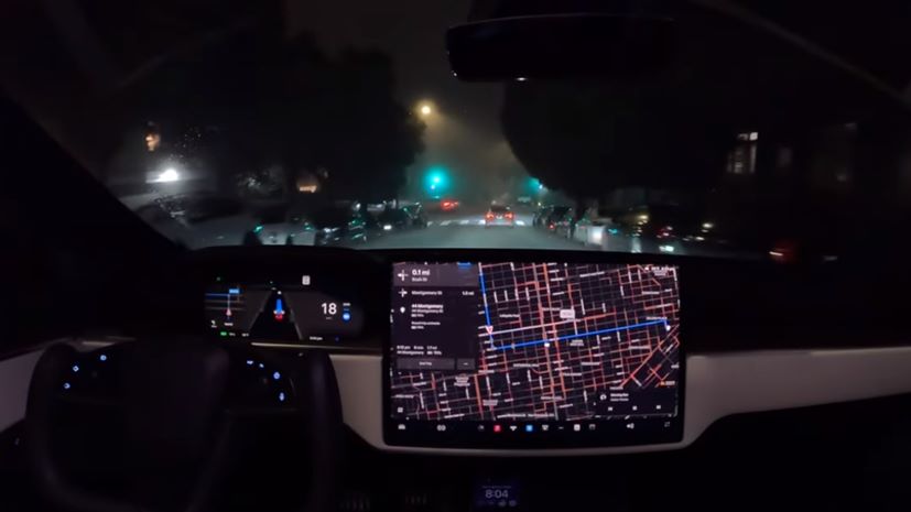 Tesla FSD Beta αυτόνομη οδήγηση