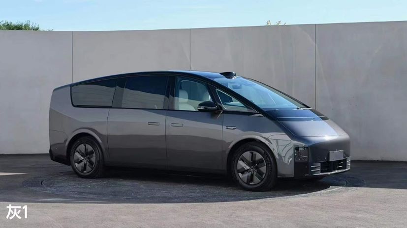 Li Auto Mega κινεζικό πολυμορφικό