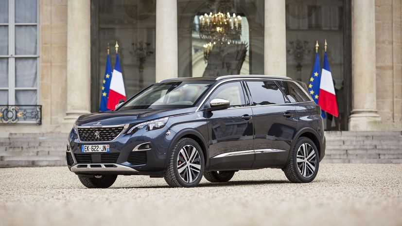 PEUGEOT 5008 Presidential