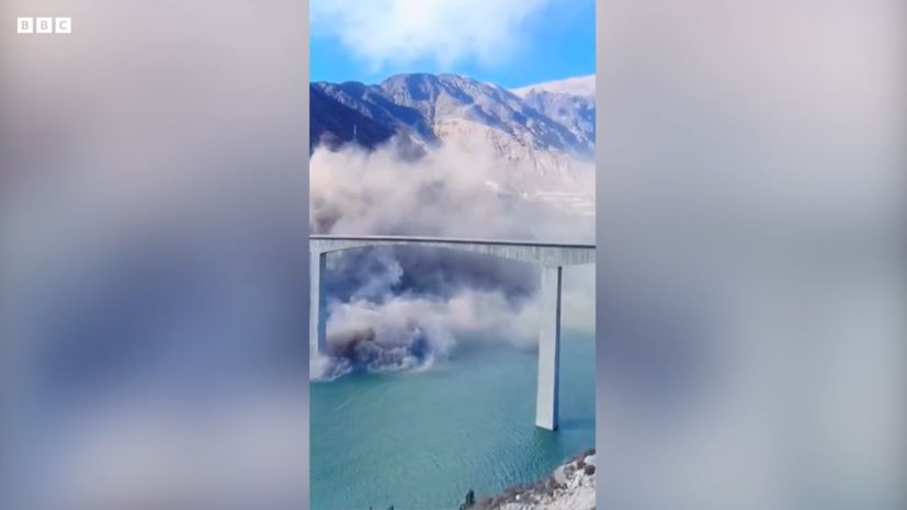 Γέφυρα κατέρρευσε στην Κίνα