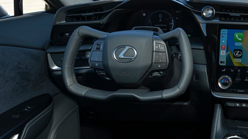 Lexus RZ 450e τιμόνι yoke