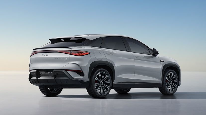 BYD Sealion 7